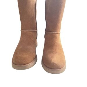 EUC | Women’s Ugg Classic Femme Wedge Boots  | Size 6.5